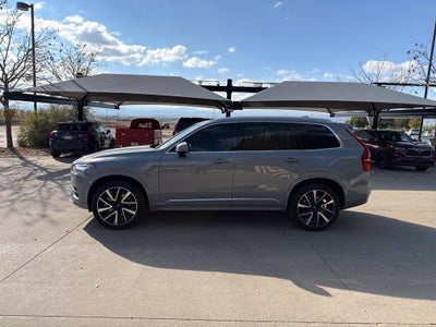 2024 Volvo XC90 B6 Plus Bright Theme