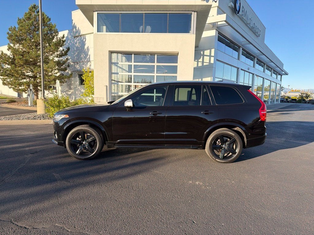 2017 Volvo XC90 T6 R-Design