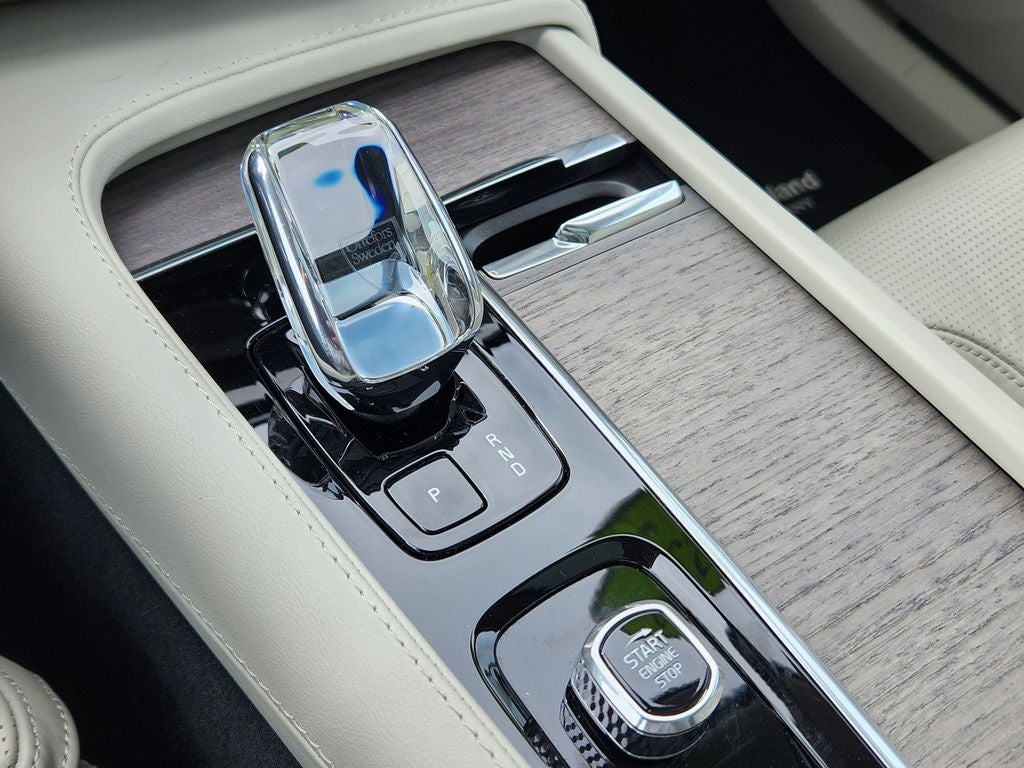2023 Volvo XC90 Recharge Plug-In Hybrid Ultimate
