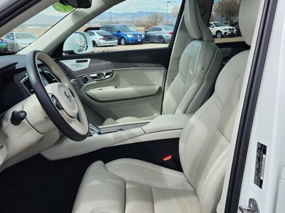 2023 Volvo XC90 Recharge Plug-In Hybrid Ultimate