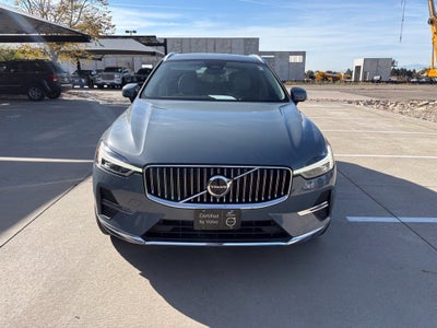 2023 Volvo XC60 B5 Ultimate Bright Theme