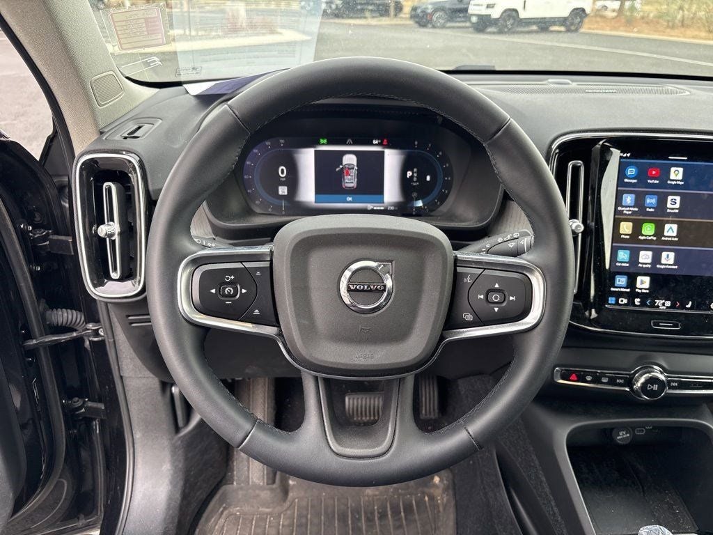 2023 Volvo XC40 Ultimate