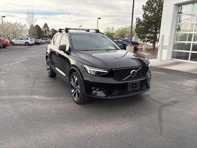 2023 Volvo XC40 Ultimate