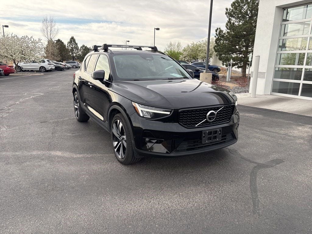 2023 Volvo XC40 Ultimate